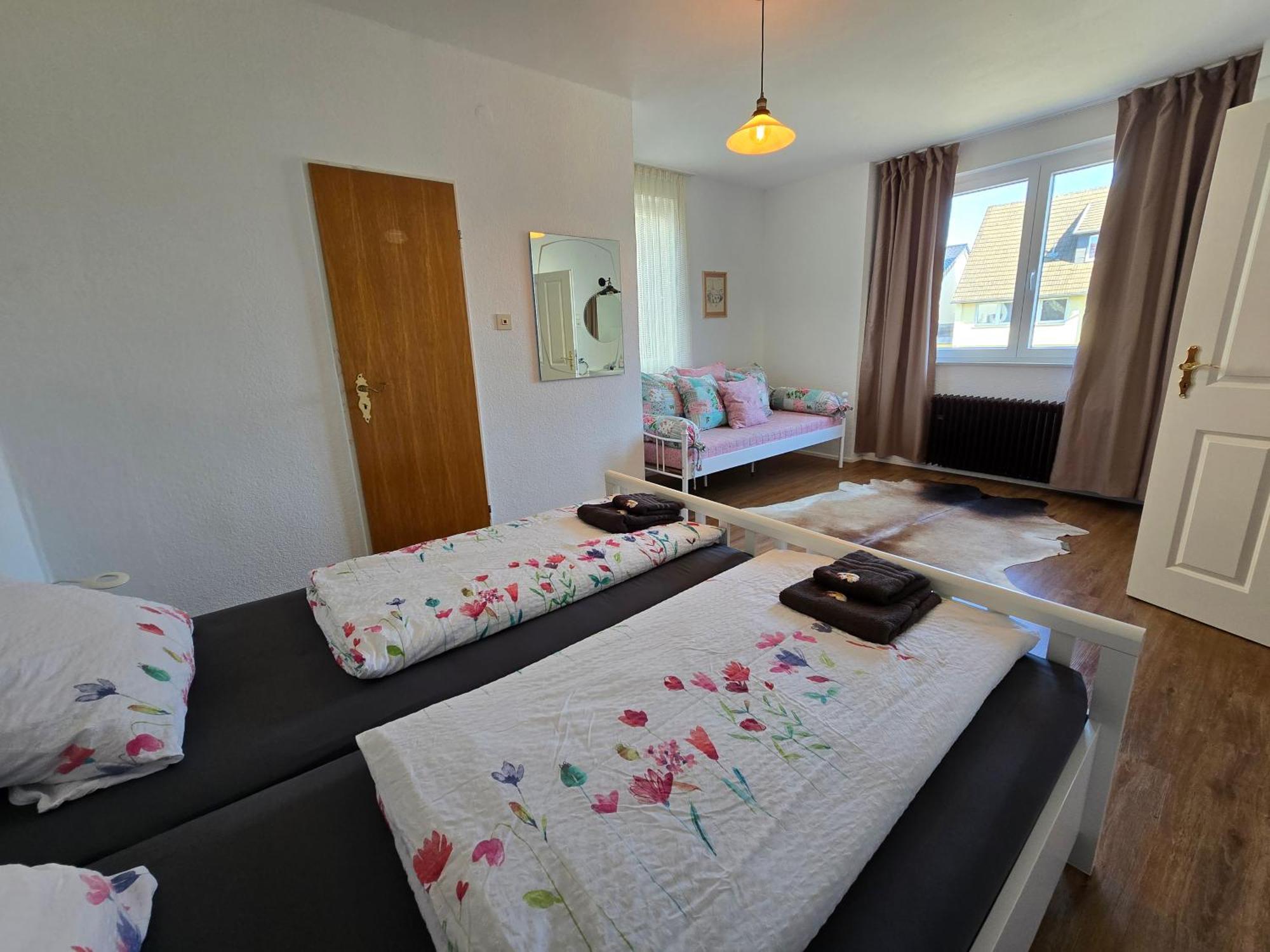 Hotel Eifelbluemchen à Heimbach Extérieur photo